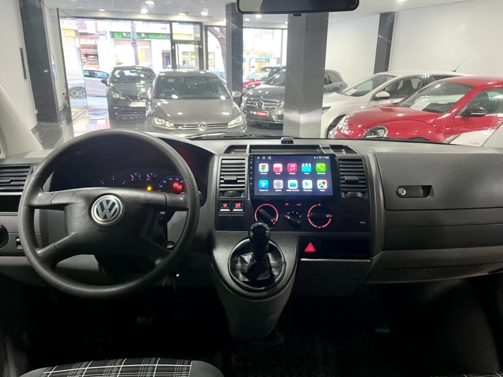 Volkswagen Transporter Furgón largo foto 7