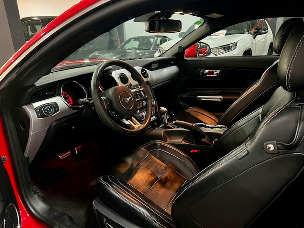 Ford Mustang GT foto 3