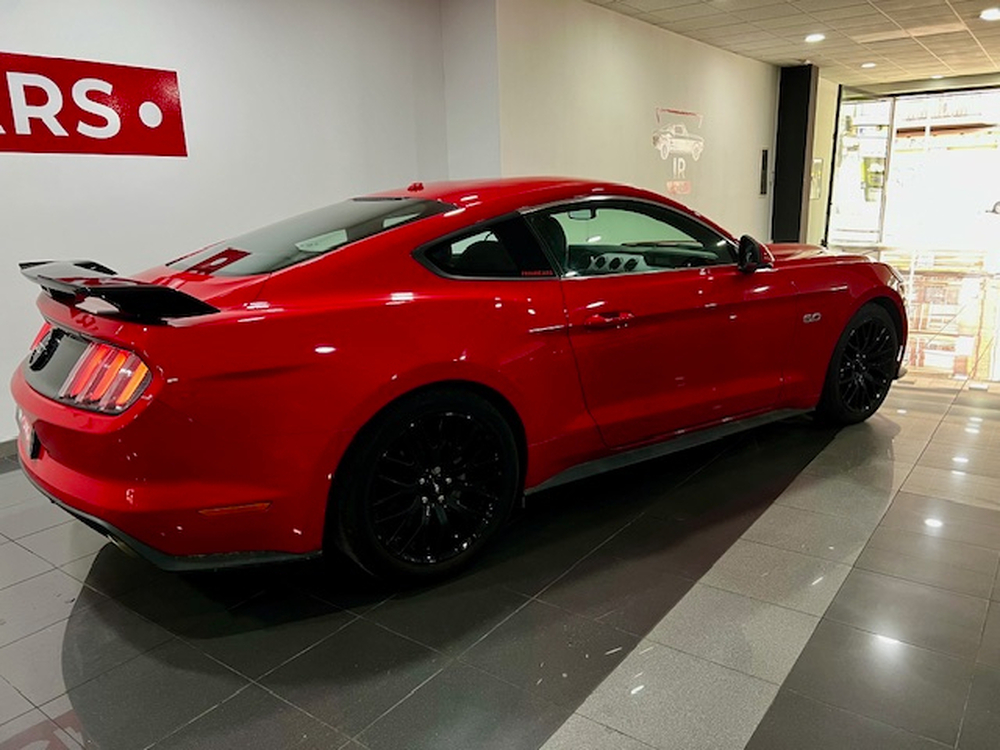 Ford Mustang GT foto 18