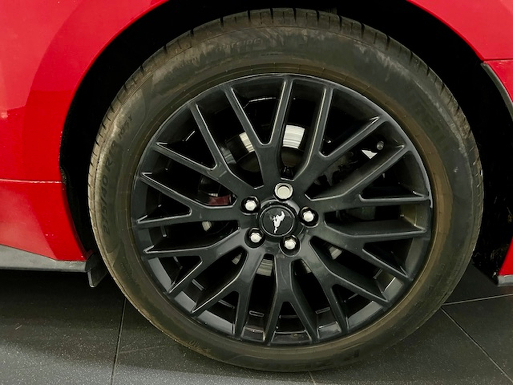 Ford Mustang GT foto 19