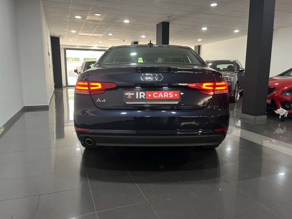 Audi A4 advanced edition foto 4