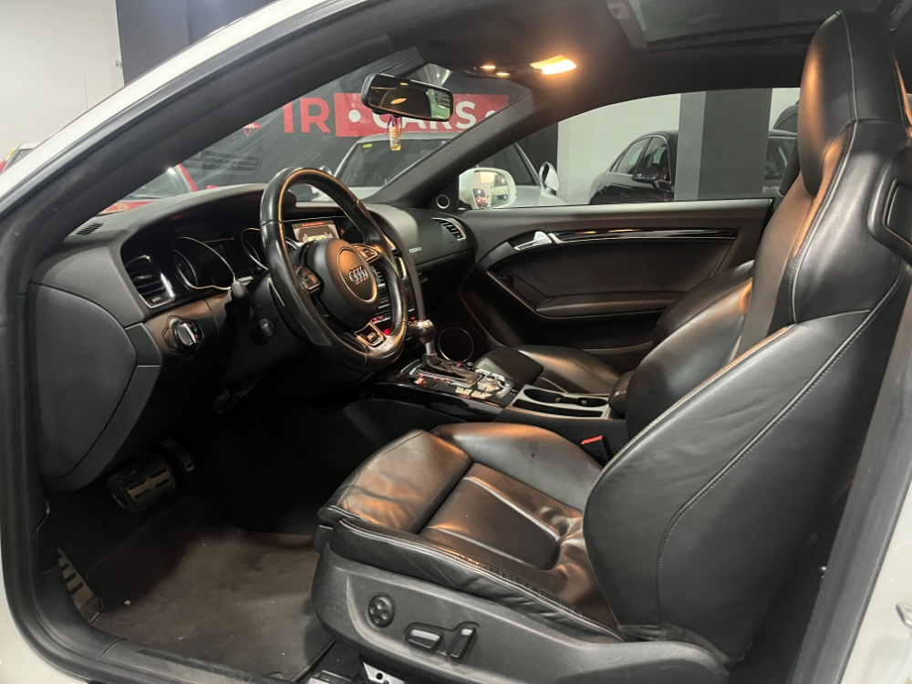 Audi RS5 Coupe 4.2 FSI quattro foto 3