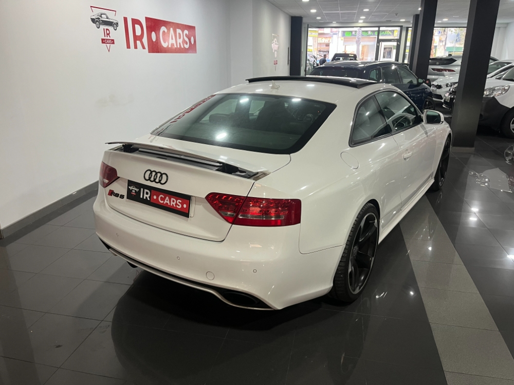 Audi RS5 Coupe 4.2 FSI quattro foto 15