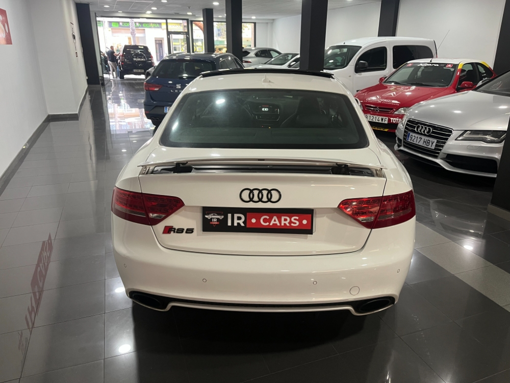 Audi RS5 Coupe 4.2 FSI quattro foto 17