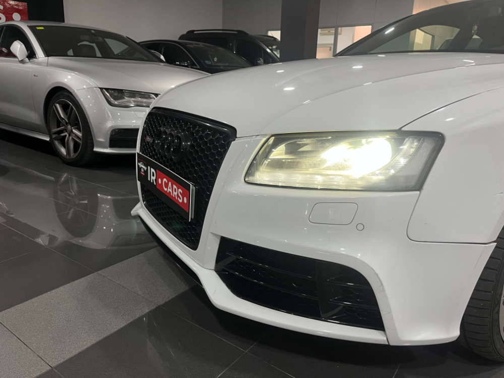 Audi RS5 Coupe 4.2 FSI quattro foto 18