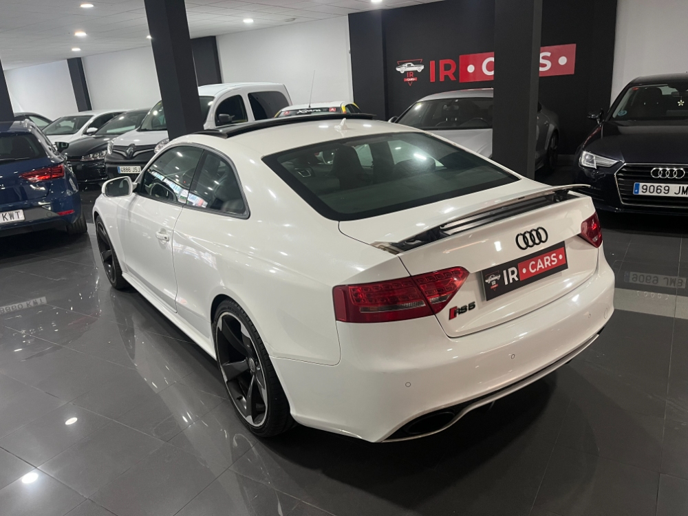 Audi RS5 Coupe 4.2 FSI quattro foto 20