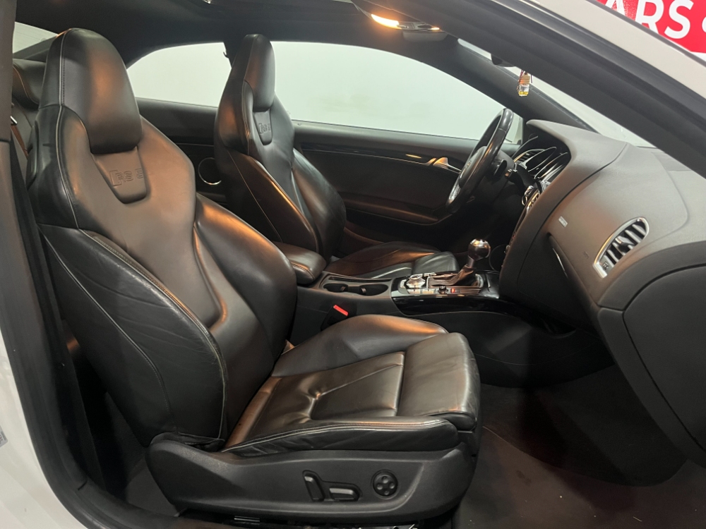 Audi RS5 Coupe 4.2 FSI quattro foto 5