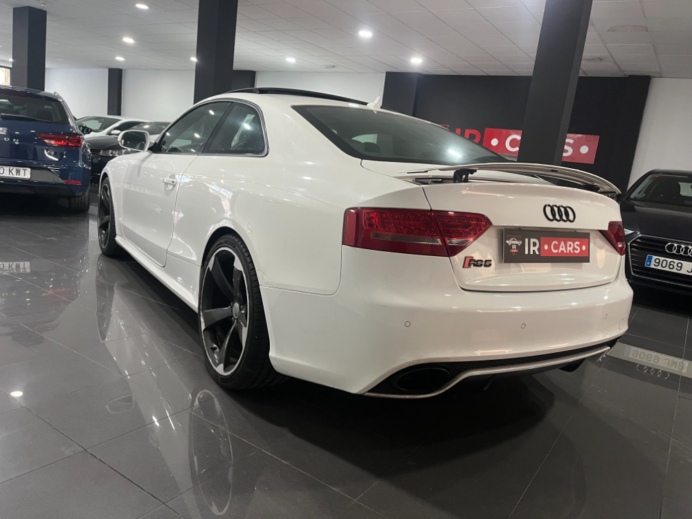 Audi RS5 Coupe 4.2 FSI quattro foto 8