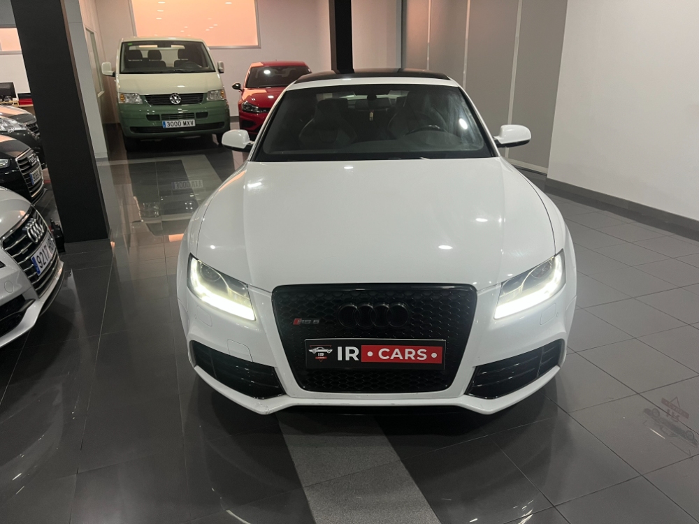 Audi RS5 Coupe 4.2 FSI quattro foto 10