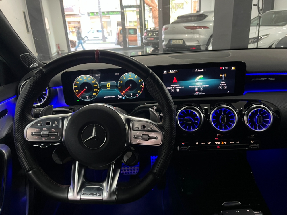 Mercedes-Benz Clase A A 35 AMG 4Matic+ (177.051) foto 11