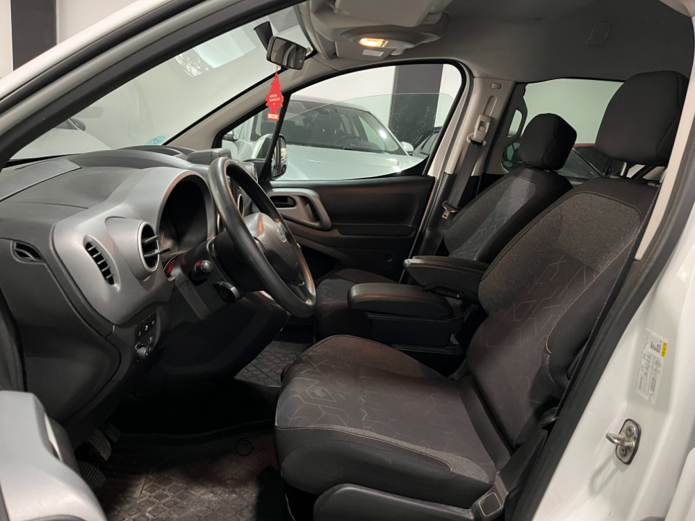 peugeot partner tepee foto 19