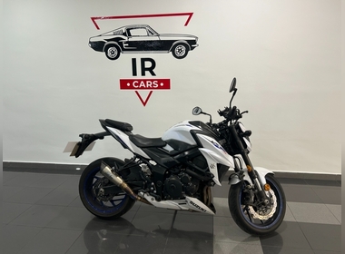 SUZUKI - GSX-S